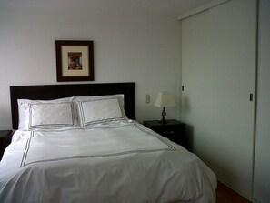 1 bedroom, in-room safe, iron/ironing board, free WiFi