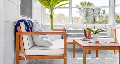 Bright, luxurious place in Jacksonville Beach city center