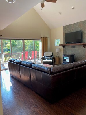 Smart TV, DVD player, table tennis