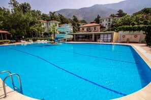 Indoor pool, outdoor pool - Greenland Hotel (Fethiye)