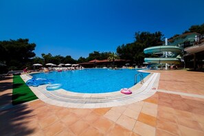 Indoor pool, outdoor pool - Greenland Hotel (Fethiye)