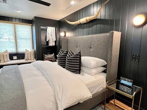 3 makuuhuonetta, silitysrauta/-lauta, ilmainen Wi-Fi, vuodevaatteet