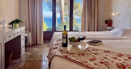 Villa del Faro by Solturelba