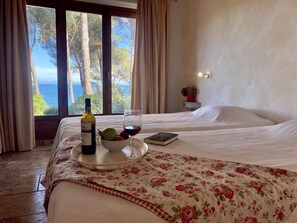 Room - Villa del Faro by Solturelba (Capoliveri)