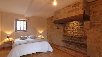 5 bedrooms, free WiFi