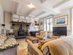 Télévision, cheminée