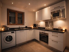 Fridge, microwave, oven, dishwasher - Stunning duplex in Courchevel - 3 bedrooms, parking, WiFi (Courchevel)