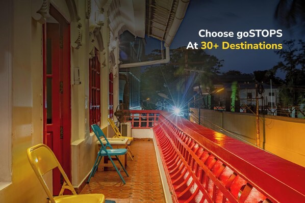 Lobby sitting area - goSTOPS Lite Kochi (Kochi)