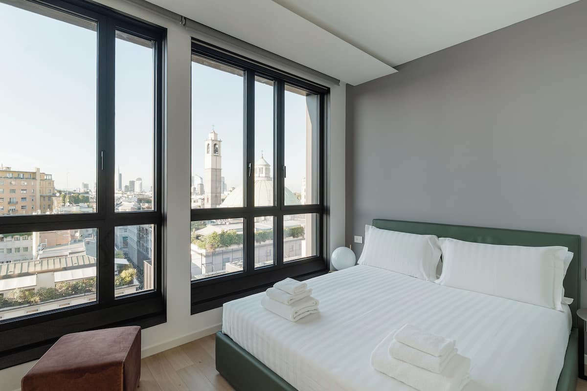 Superior Apartment | 1 bedroom, individually decorated, individually furnished, desk