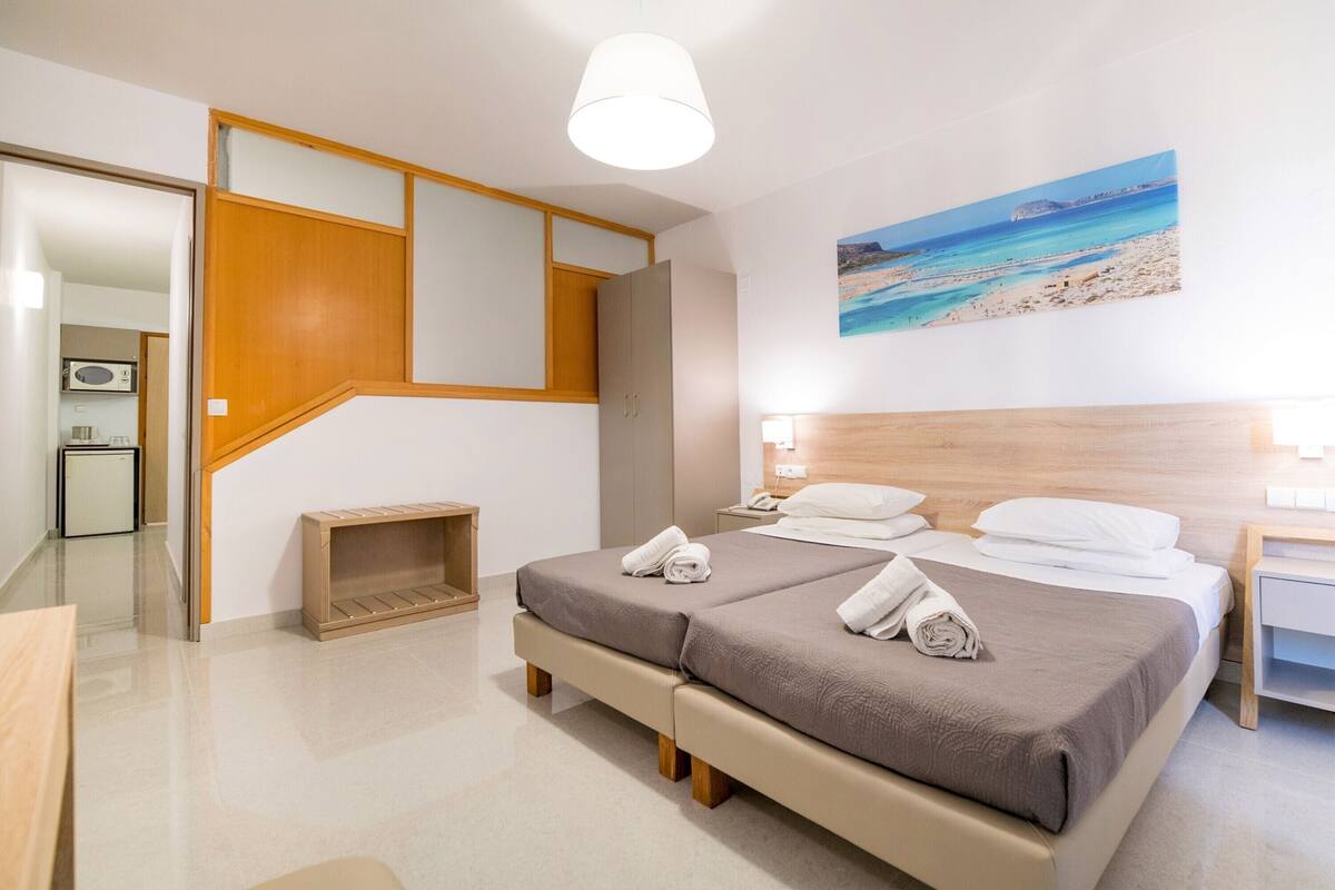 Superior Family Room | 침대 시트