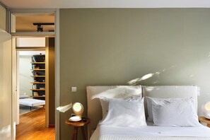 4 Schlafzimmer, schallisolierte Zimmer, Bügeleisen/Bügelbrett