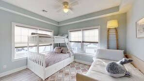 2 bedrooms, iron/ironing board, free WiFi, bed sheets - Beachside Abode 2B by Bayley Vacation Rentals (Old Orchard Beach)