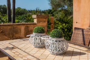 Outdoor dining - Agroturismo Xaloc with Pool, Balcony, Garden & Terrace (All Shared Among 5 Properties) (LLUCMAJOR)