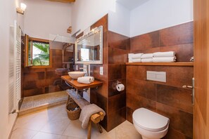 Shower, hair dryer, towels - Agroturismo Xaloc with Pool, Balcony, Garden & Terrace (All Shared Among 5 Properties) (LLUCMAJOR)
