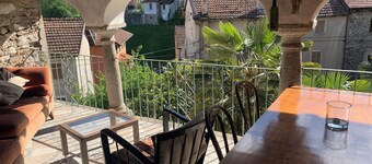 Lake Orta: Beautiful & cozy old village house with large loggia & garden