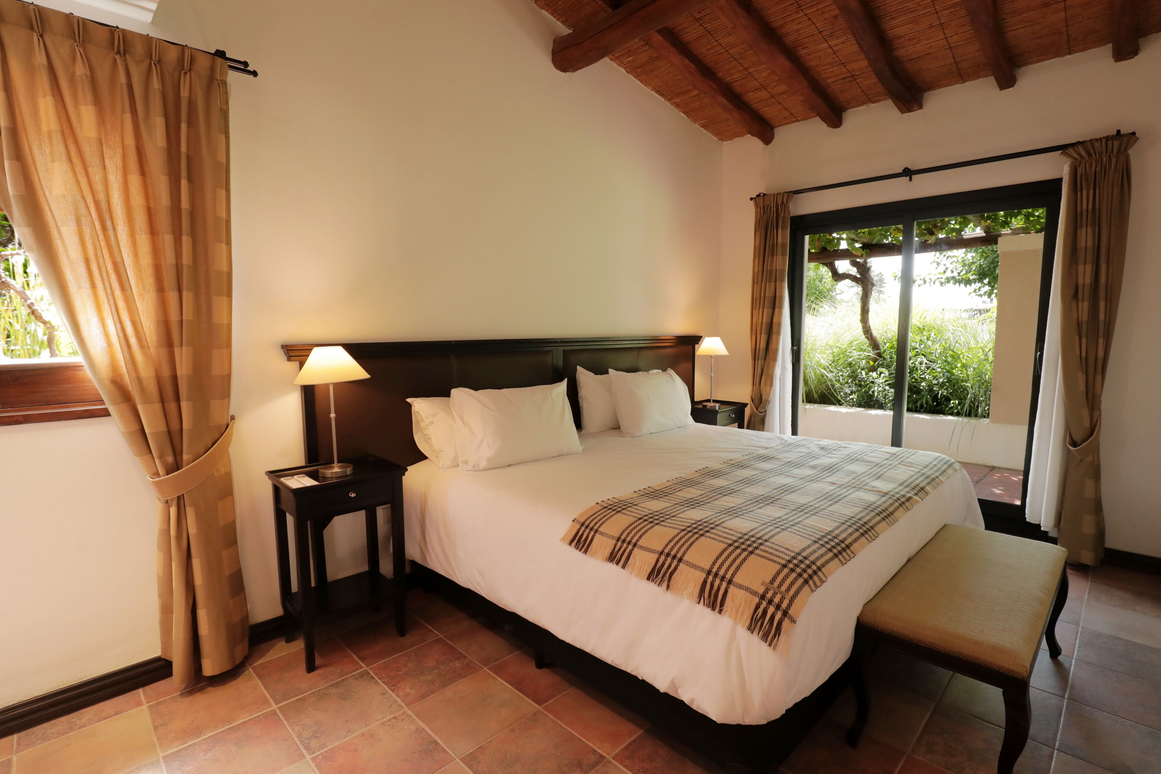 Casa de Campo (Cottage) | Premium bedding, down duvets, pillow-top beds, minibar