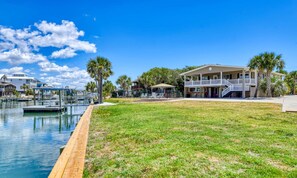 Exterior - Eight Bedroom, Eight and a half bathrooms, Channel Front Home, Private Pool (Garden City Beach)