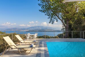 Pool - Villa Leondari by Rodostamo Collection (Corfu)