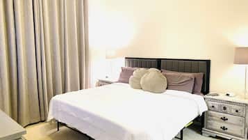 1 habitación, tabla de planchar con plancha, wifi y ropa de cama