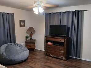 Smart TV, video games, DVD player