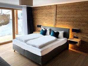 Luxury Chalet, 3 Bedrooms | Down comforters, cribs/infant beds, free WiFi, bed sheets - Bergzeit Chalet (Seefeld in Tirol)
