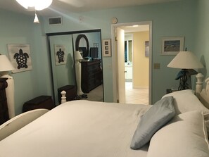 1 bedroom, iron/ironing board, WiFi, bed sheets - Located steps from the ocean on beautiful Hutchinson Island (Ft. Pierce)