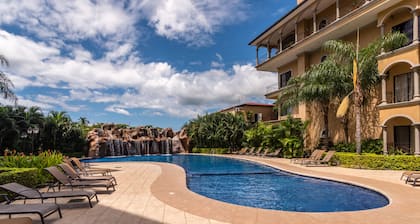 FABULOUS STEPS FROM THE BEACH!!! - 3 Bedroom Condo