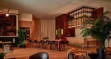 HOLLYWOOD VOLUME, a Tribute Portfolio Hotel