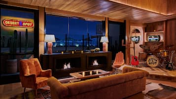 Se sirven desayunos y almuerzos