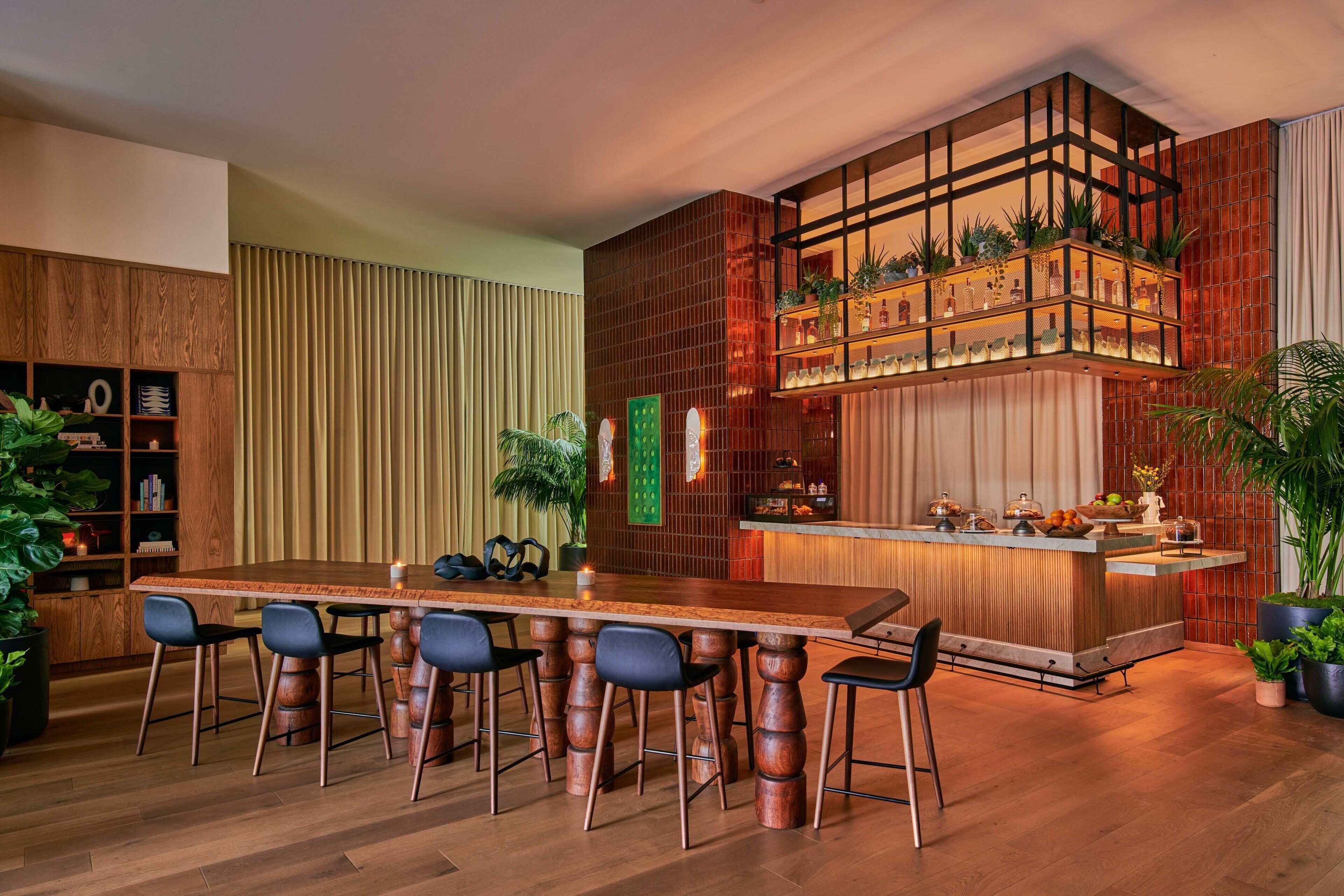Photo - Hollywood Volume, a Tribute Portfolio Hotel