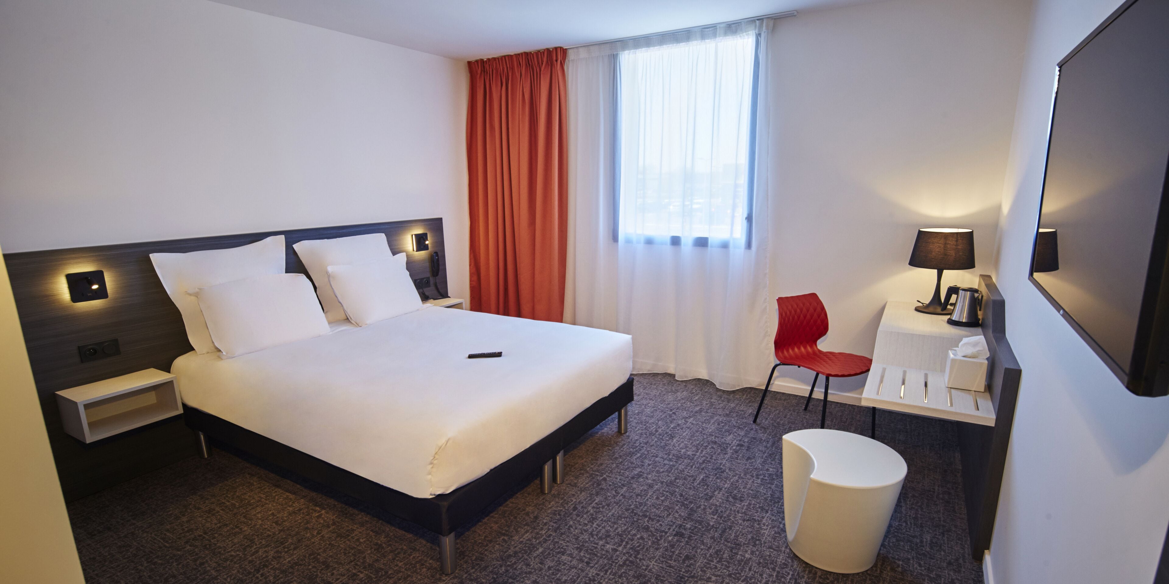superior room, 1 double bed | premium bedding, individually furnished, desk, laptop workspace