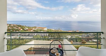 Barbecue and sunbathing and sea view, Casa Skyline