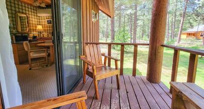 Cedar Plus - large room at The Inn At Mazama