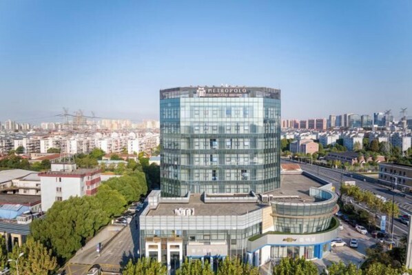 Exterior - Jinjiang Metropolo Hotel (Shanghai Jing'an Pengpu Xincun Subway Station) (Shanghai)