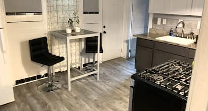 Home Away From Home - CoMfy & Private 1 Bedroom !