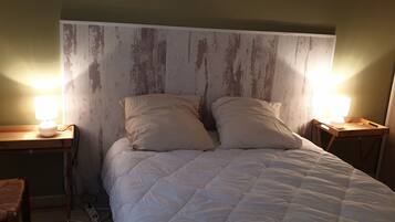 5 Schlafzimmer, Bügeleisen/Bügelbrett, kostenloses WLAN