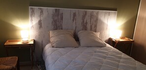 5 Schlafzimmer, Bügeleisen/Bügelbrett, kostenloses WLAN