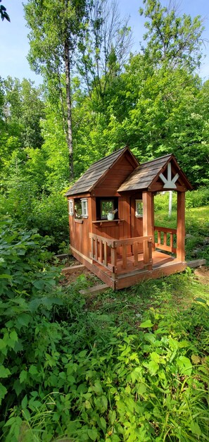 Property grounds - Lakeside privacy in the middle of nature in the heart of Laurentides (Val-des-Lacs)