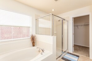 House (5 Bedrooms) | Bathroom | Towels - Aviana Resort-ru1077 (Davenport)