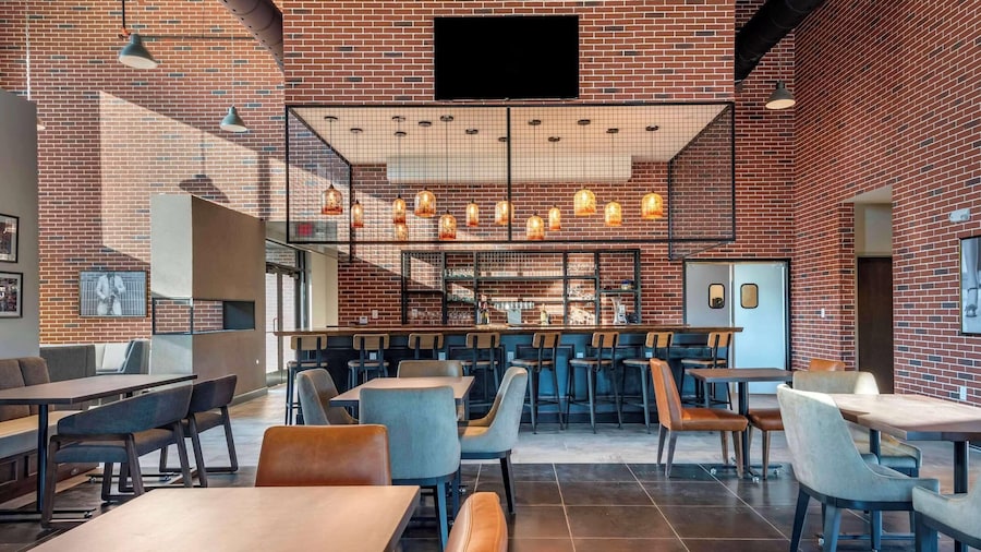 Lyric Hotel West End, Trademark Collection by Wyndham