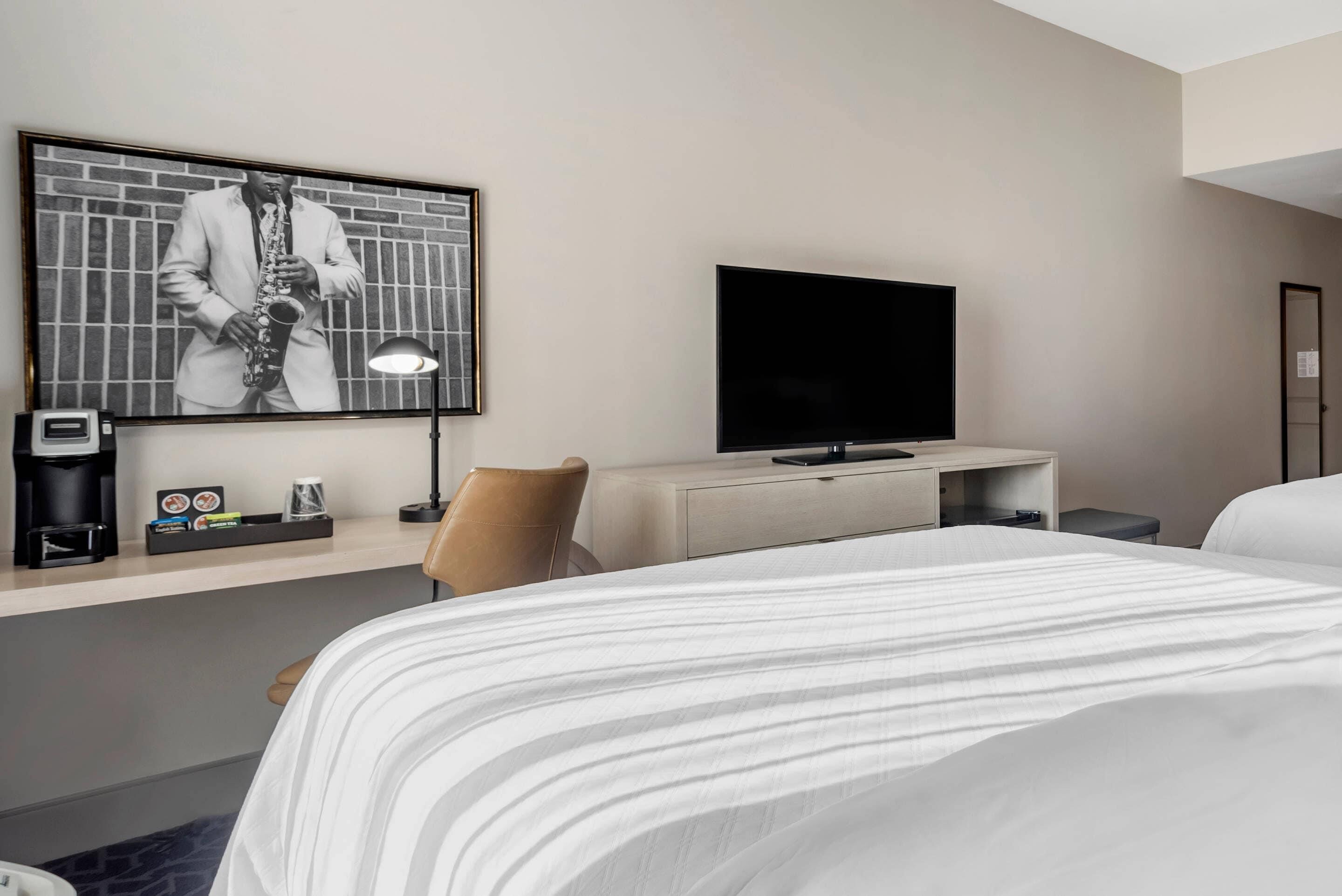 Standard Room, 2 Queen Beds, Non Smoking | Iron/ironing board, free WiFi