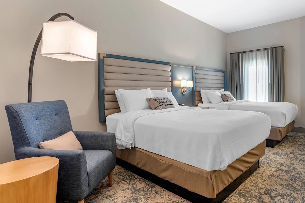 Chambre, 2 grands lits, non-fumeur