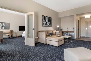 Een strijkplank/strijkijzer, gratis wifi