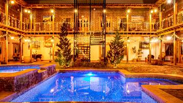 Alberca al aire libre