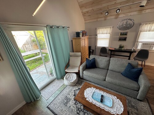 Cozy cottage loft on the quiet side of Mount Desert Island -Now booking for 2026