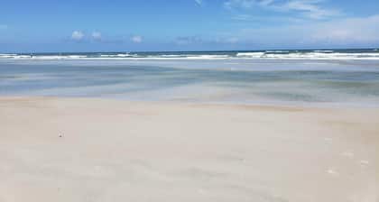 Ocean Pearl - Lovely Home, Pool & Heated Spa, Near the Beach & Intracoastal