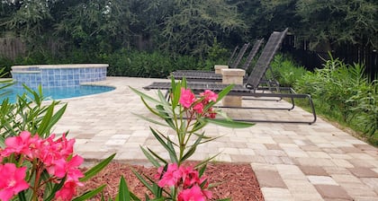 Ocean Pearl - Lovely Home, Pool & Heated Spa, Near the Beach & Intracoastal