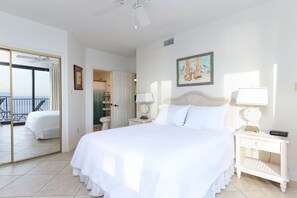 3 makuuhuonetta, silitysrauta/-lauta, ilmainen Wi-Fi, vuodevaatteet