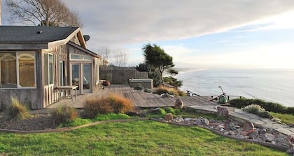 Enter the "Garage House" and step into sublime ocean front living.