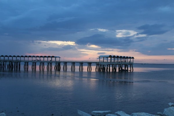 Ligstoelen aan het strand, strandlakens